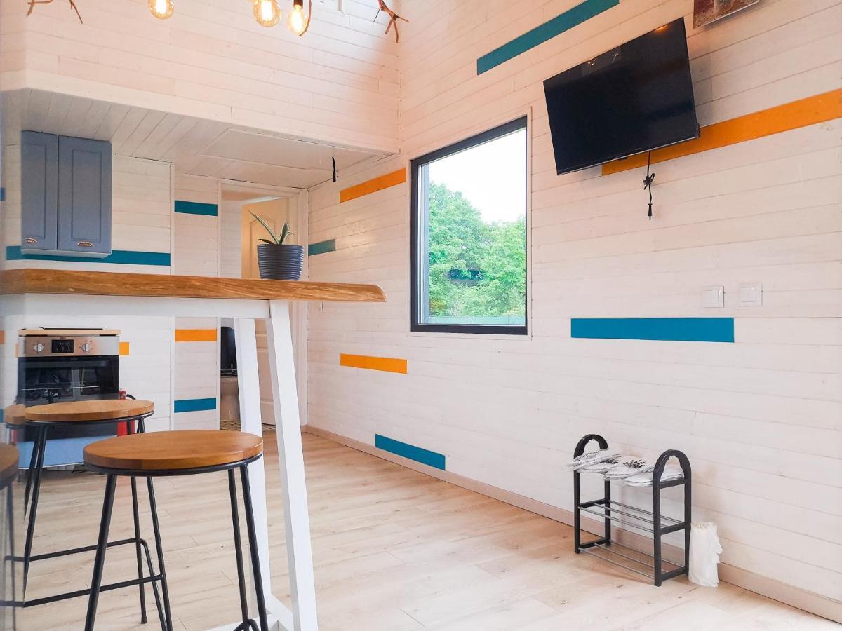 Tiny House - Baia De Fier Otel Dış mekan fotoğraf