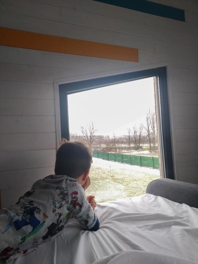 Tiny House - Baia De Fier Otel Dış mekan fotoğraf